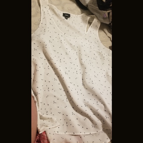 Bird Tank - Picture 1 of 2